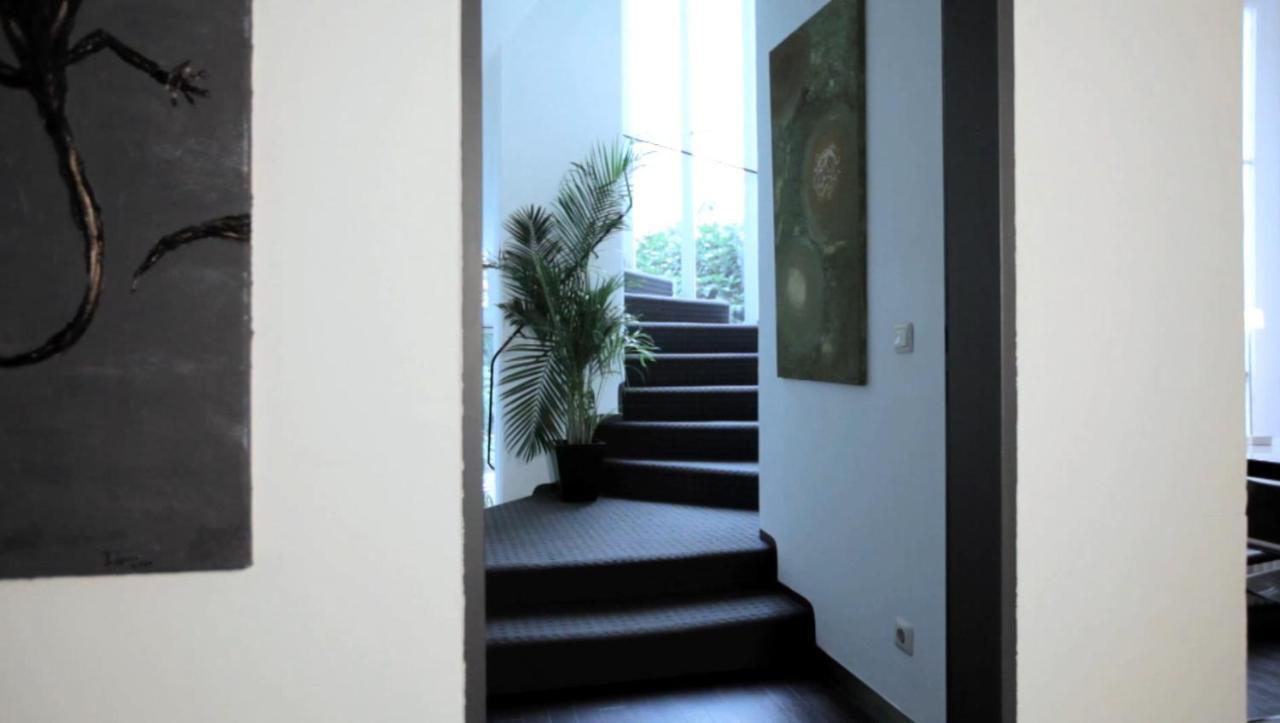 Aussen Alster Hotel Hamburg Bagian luar foto