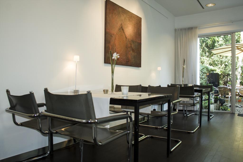 Aussen Alster Hotel Hamburg Bagian luar foto