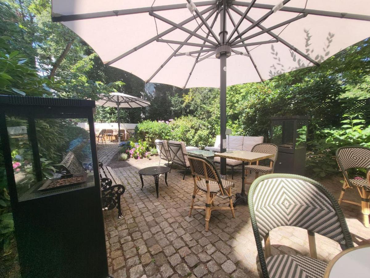 Aussen Alster Hotel Hamburg Bagian luar foto