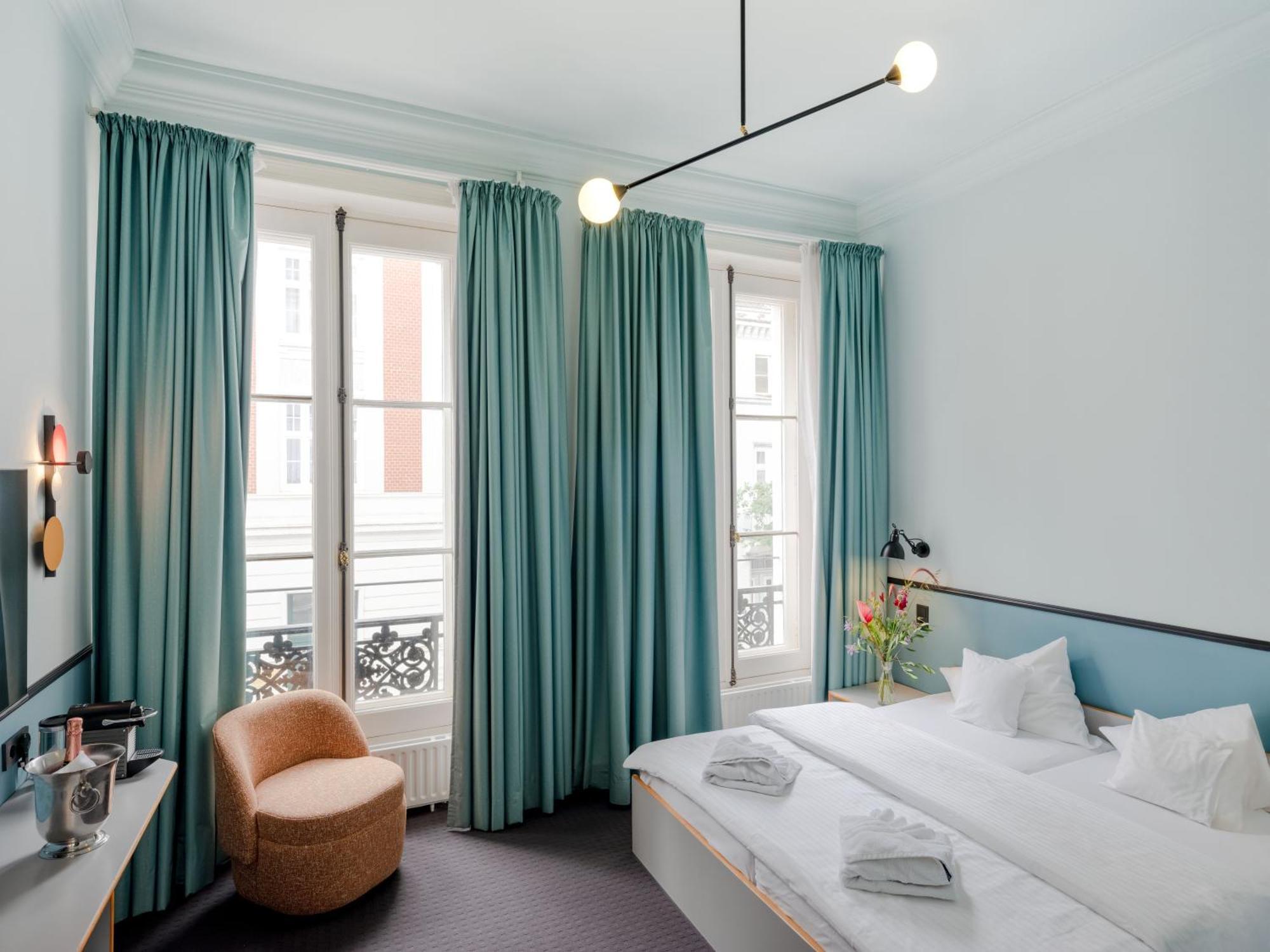 Aussen Alster Hotel Hamburg Bagian luar foto